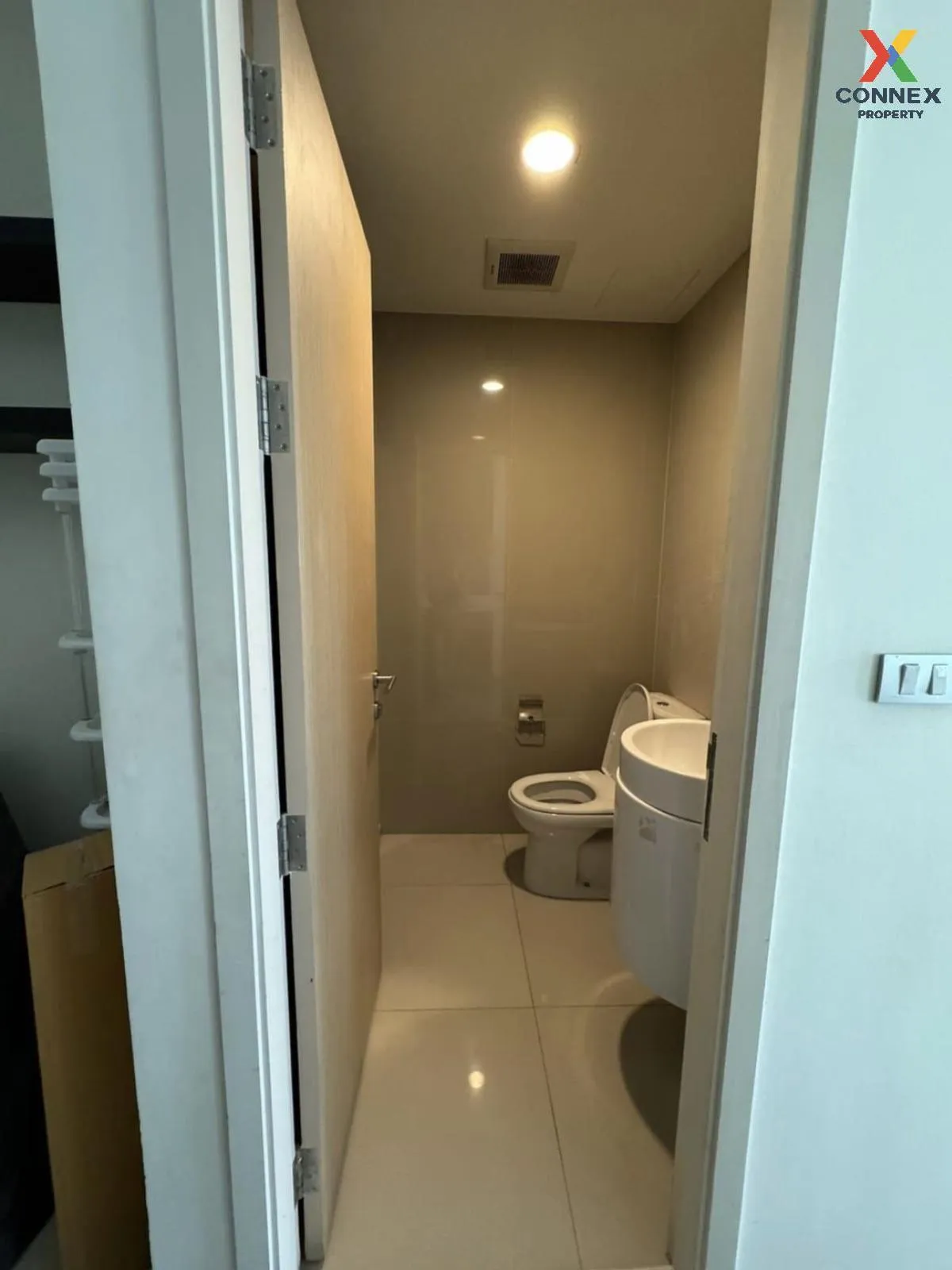 For Sale Condo , Rhythm Asoke 2 , MRT-Phra Ram 9 , Bang Kapi , Hu