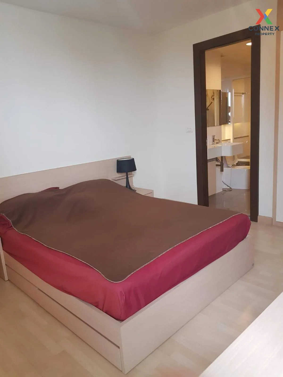 FOR RENT condo , Rhythm Ratchada , MRT-Ratchadaphisek , Sam Saen Nok , Huai Khwang , Bangkok , CX-42357