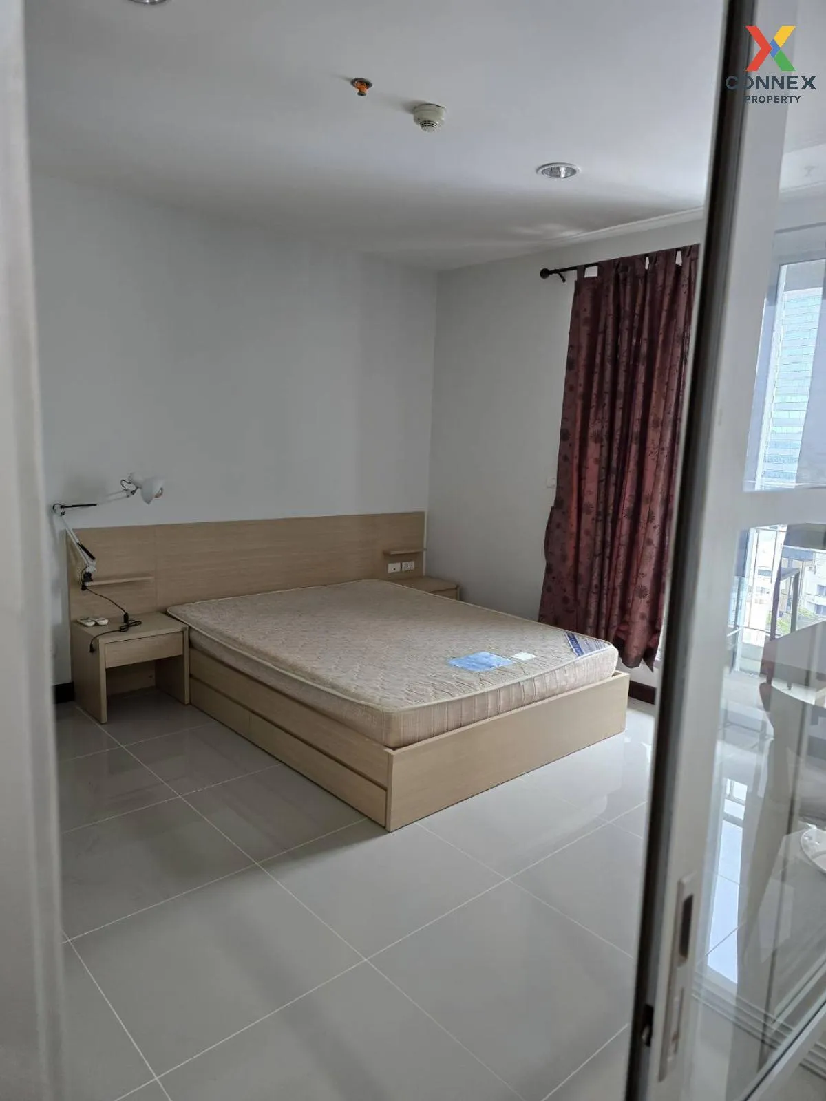 FOR RENT condo , Rhythm Ratchada , MRT-Ratchadaphisek , Sam Saen Nok , Huai Khwang , Bangkok , CX-42539