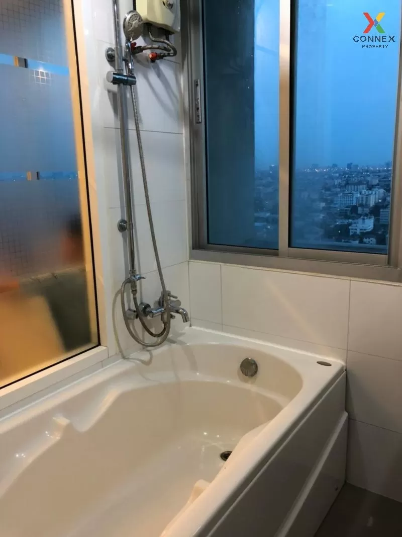 FOR RENT condo , Rhythm Ratchada , MRT-Ratchadaphisek , Sam Saen Nok , Huai Khwang , Bangkok , CX-42701