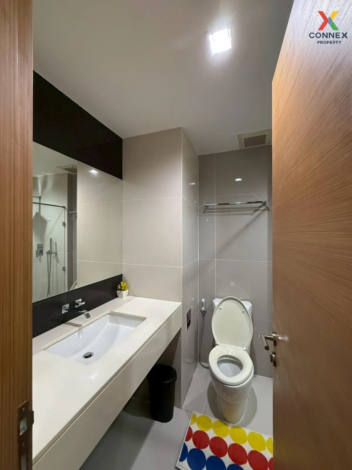 FOR RENT condo , Rhythm Ratchada - Huai Khwang , MRT-Huai Khwang 