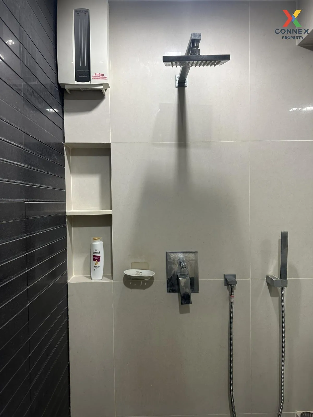 FOR RENT condo , Rhythm Ratchada - Huai Khwang , MRT-Huai Khwang 