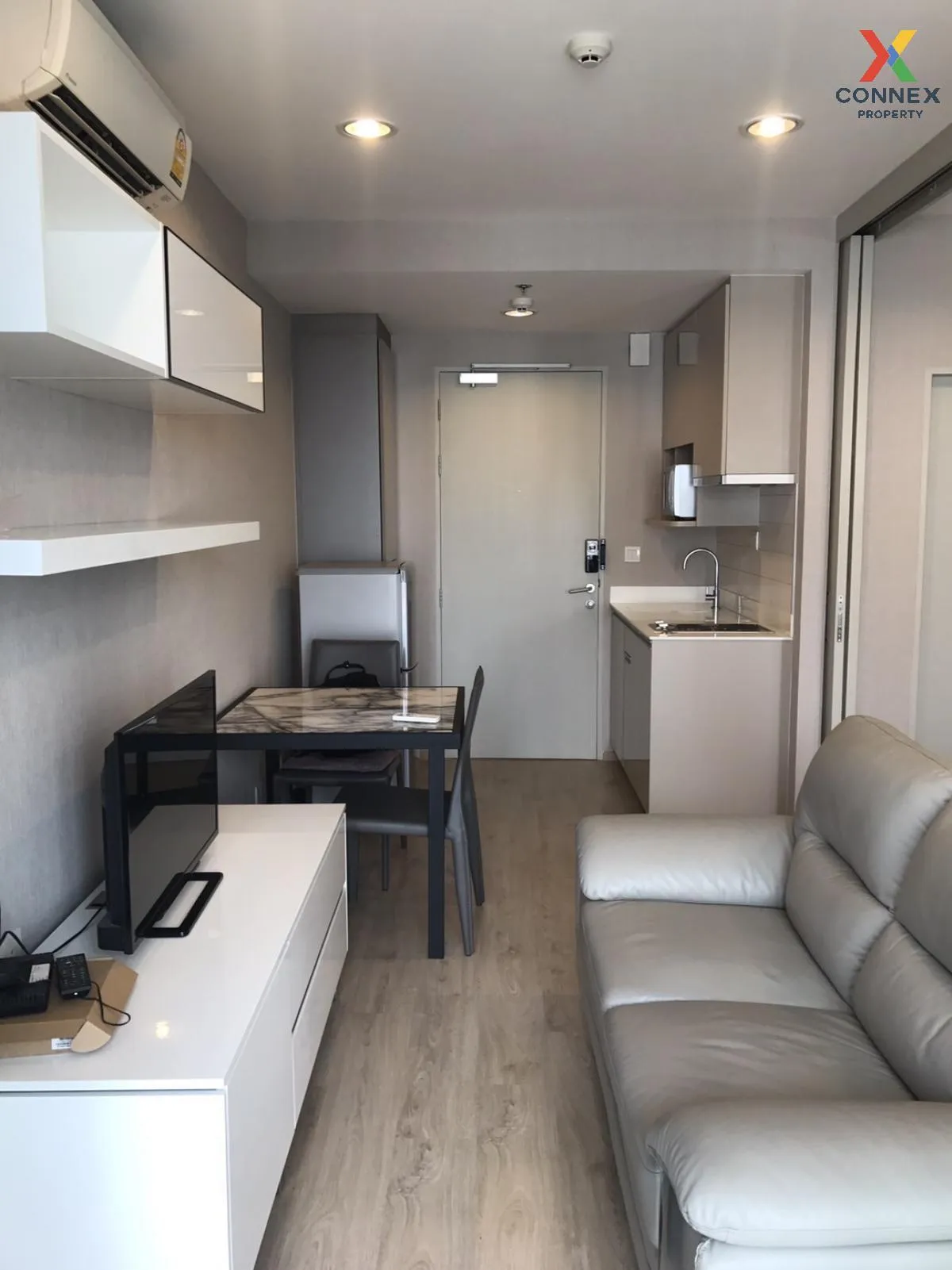 FOR RENT condo , Ideo Q Ratchathewi , BTS-Ratchathewi , Thung Pha 1