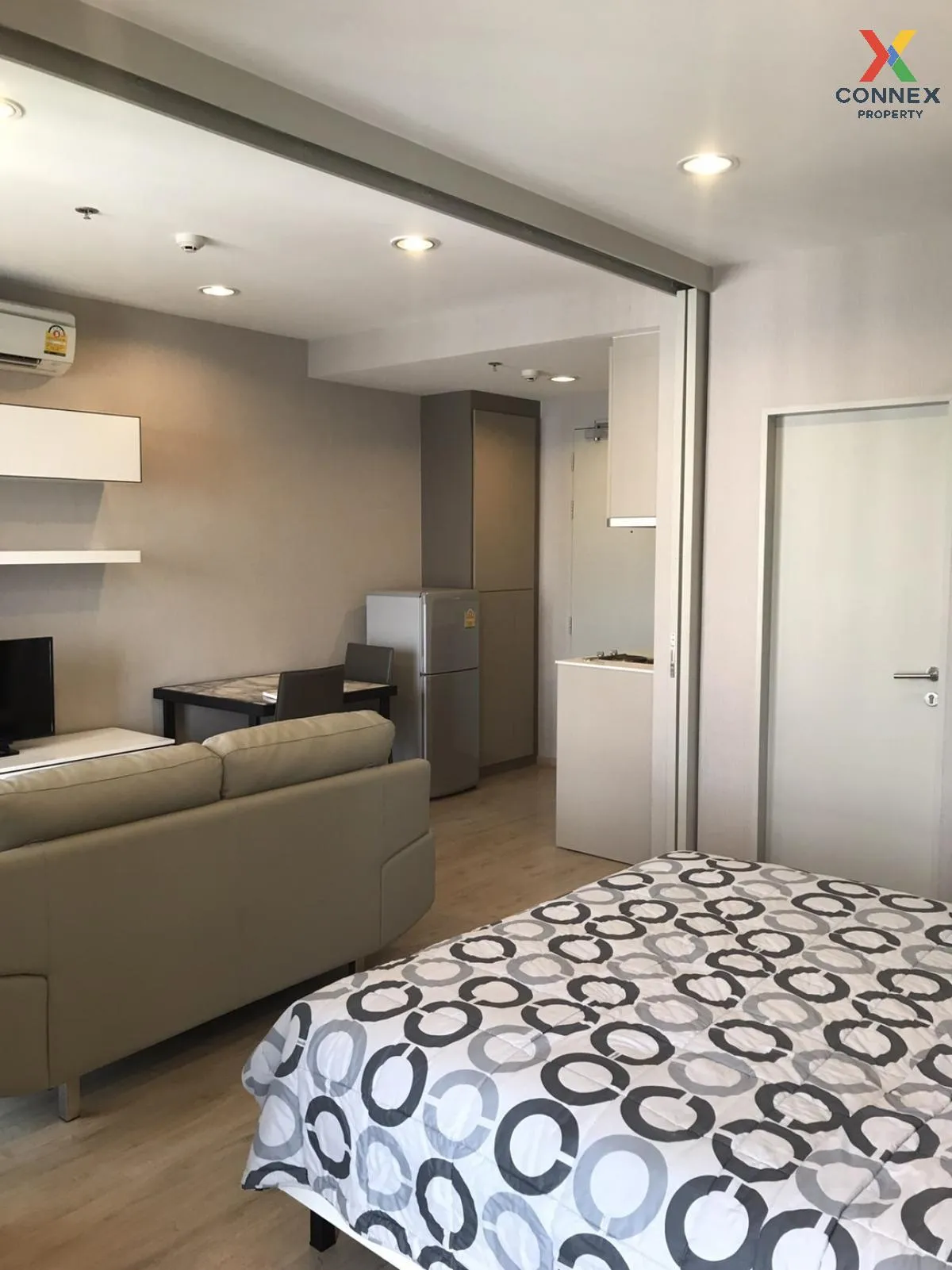 FOR RENT condo , Ideo Q Ratchathewi , BTS-Ratchathewi , Thung Pha