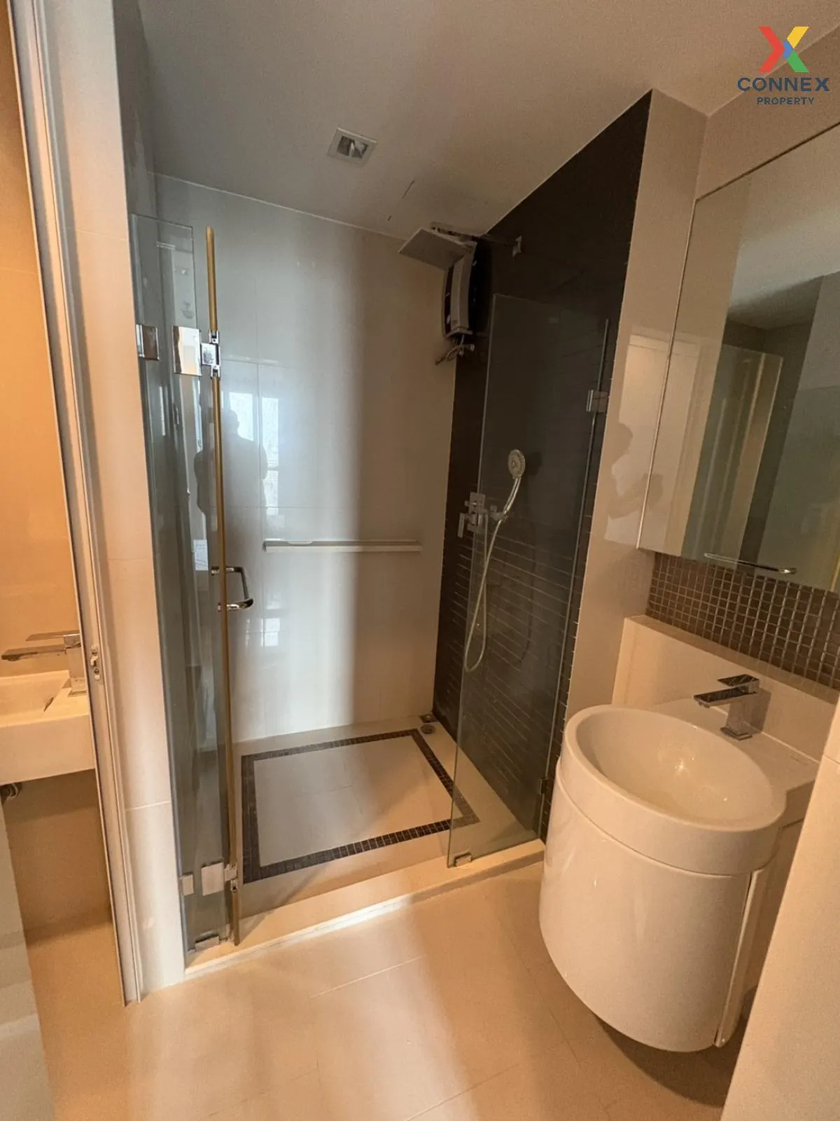 For Rent Condo , Rhythm Phahol - Ari , BTS-Saphan Khwai , Sam Sen