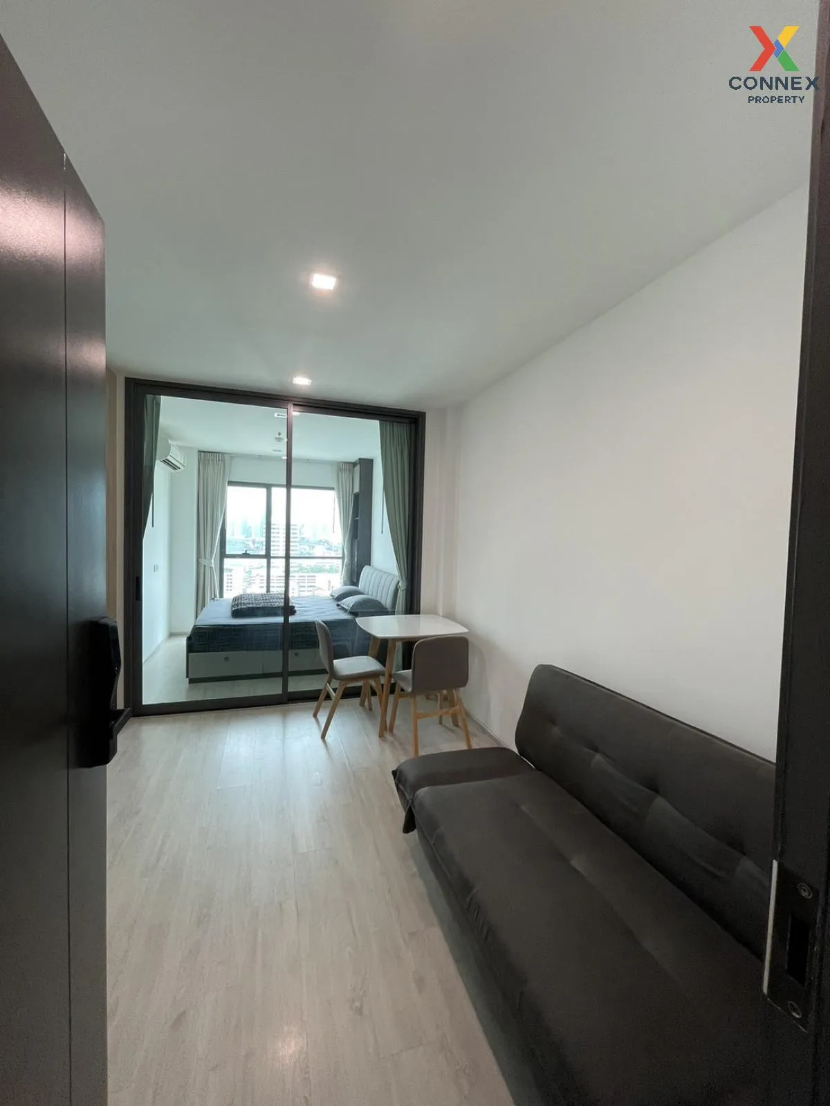 FOR RENT condo , RHYTHM Rangnam , BTS-Victory Monument , Thanon Phyathai , Rat Thewi , Bangkok , CX-50299 2