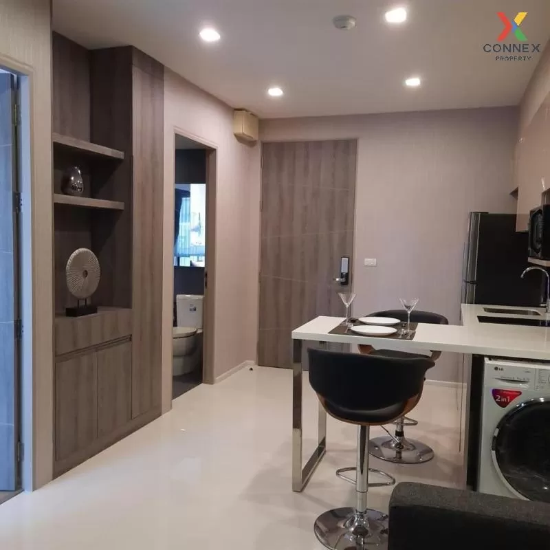 FOR RENT condo , Trapezo Sukhumvit 16 , MRT-Queen Sirikit National Convention , Khlong Toei Nuea , Khlong Toei , Bangkok , CX-52768