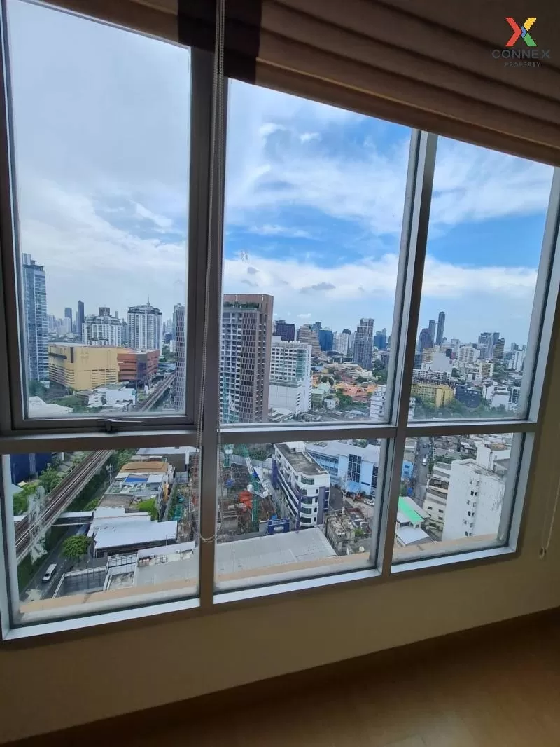 FOR RENT condo , Life @ Sukhumvit 65 , nice view , high floor , BTS-Ekkamai , Phra Khanong Nuea , Watthana , Bangkok , CX-52787