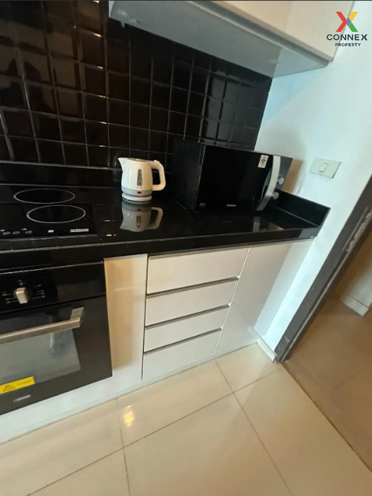 FOR RENT condo , Noble Remix , nice view , high floor , corner un