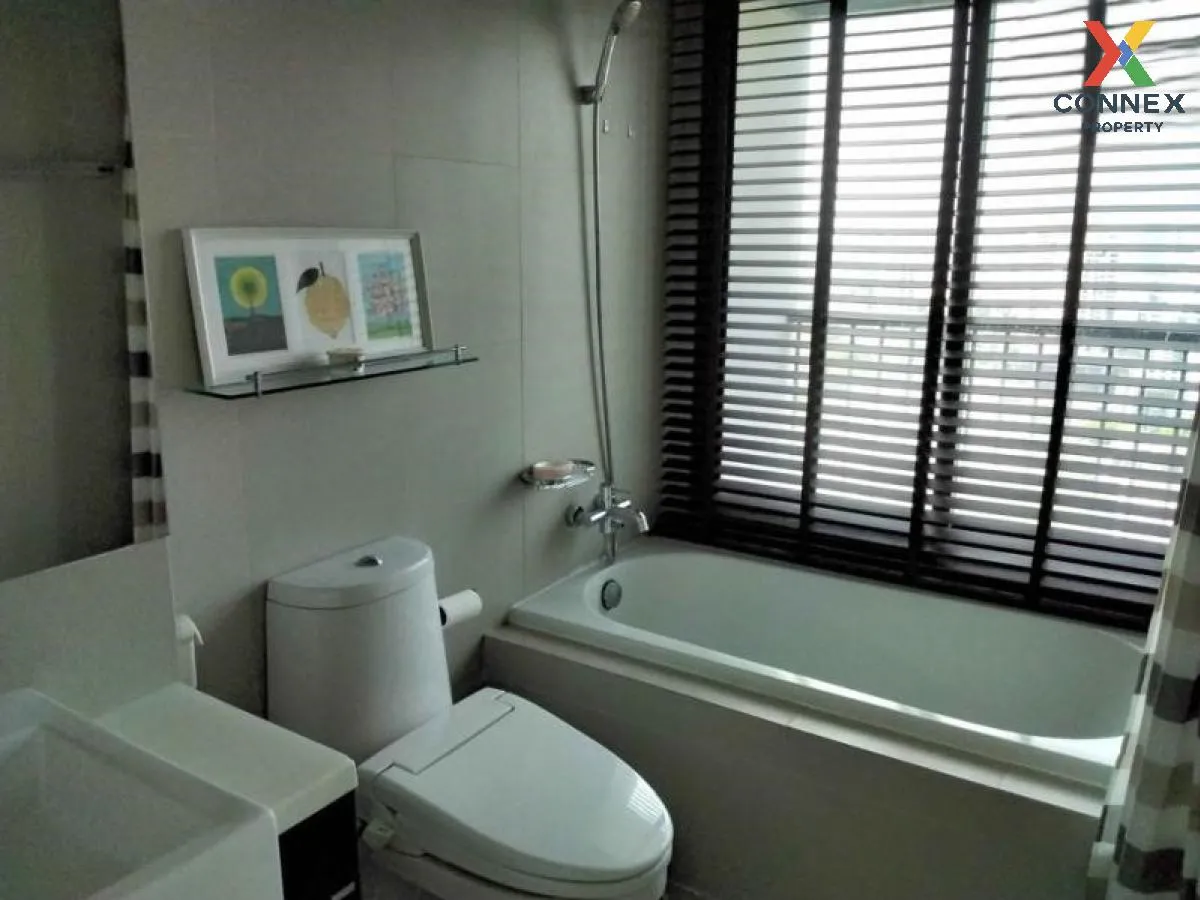 FOR RENT condo , Noble Remix , nice view , high floor , corner un