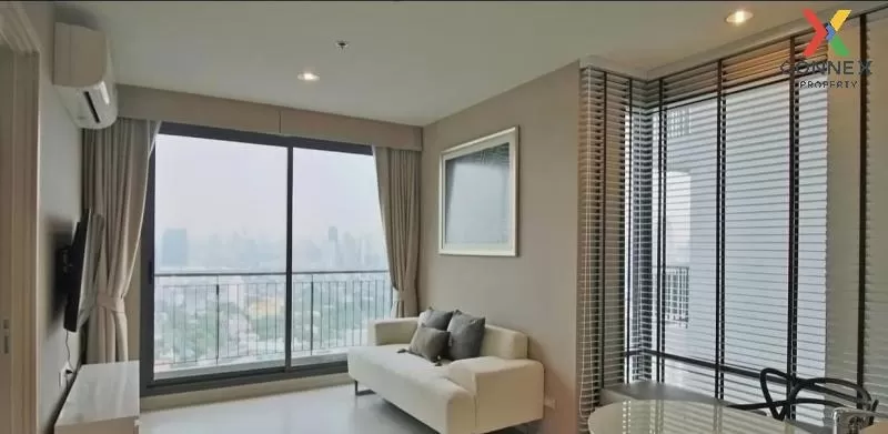 FOR RENT condo , RHYTHM Sukhumvit 42 , high floor , BTS-Ekkamai , 1