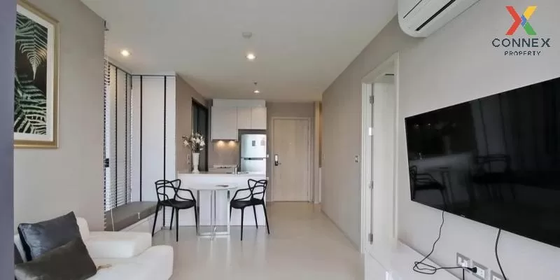 FOR RENT condo , RHYTHM Sukhumvit 42 , high floor , BTS-Ekkamai , 4