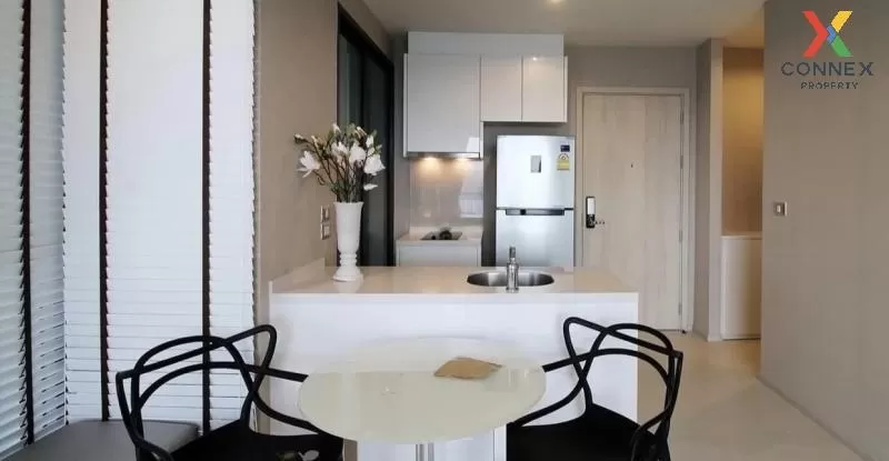 FOR RENT condo , RHYTHM Sukhumvit 42 , high floor , BTS-Ekkamai ,