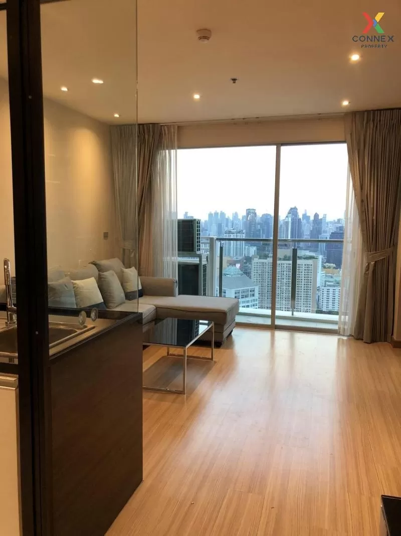 FOR RENT condo , Sky Walk Residences , nice view , high floor , BTS-Phra Khanong , Phra Khanong Nuea , Watthana , Bangkok , CX-54897