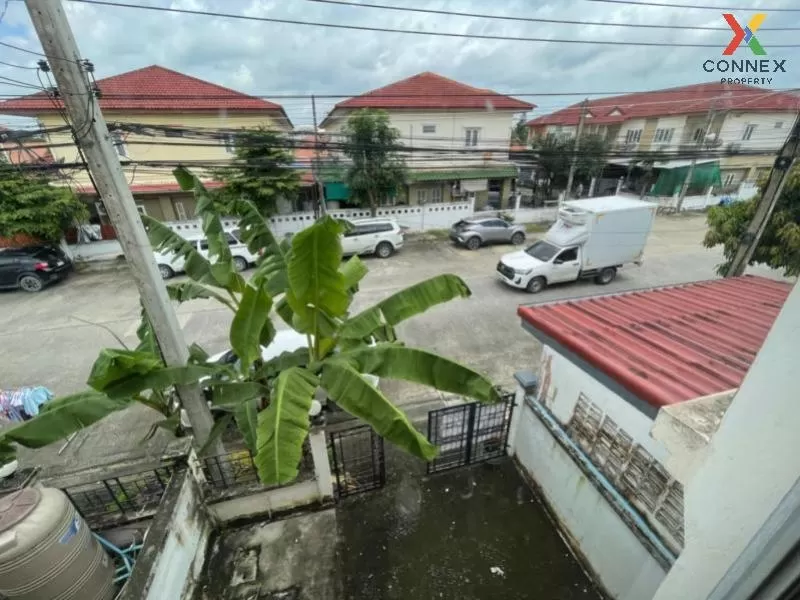 2 storey townhouse for sale, Prae Maphon Village, Lam Luk Ka Klong 7, Main Road. CX-54983