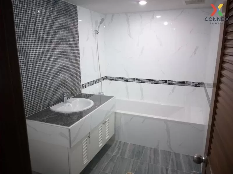 FOR RENT condo , Acadamia Grand , BTS-Phrom Phong , Khlong Tan Nuea , Watthana , Bangkok , CX-55414