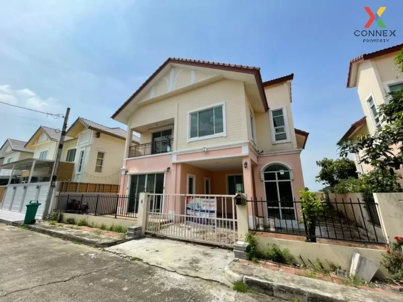 House for sale, Western Town, Baan Kluai, Sai Noi, wide road behind the house CX-55739 1