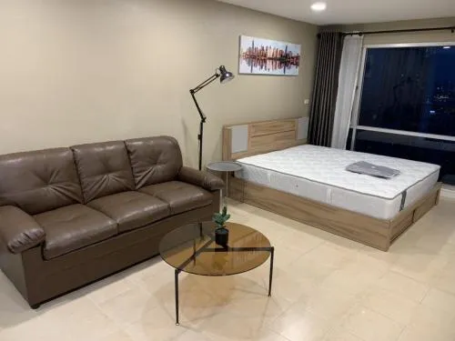 เช่าคอนโด  สุขุมวิท สวีท BTS-นานา คลองเตยเหนือ เขต วัฒนา กรุงเทพ CX-56427