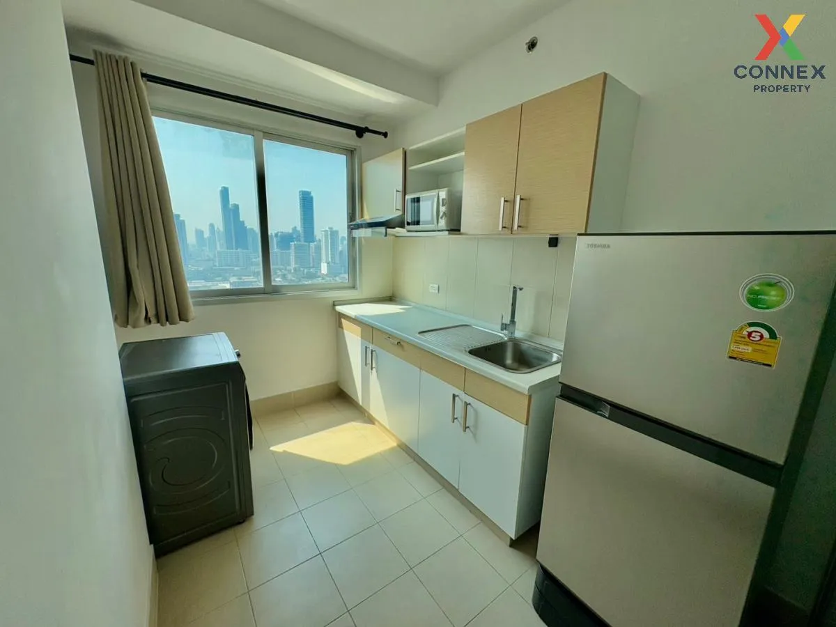 FOR RENT condo , Supalai Park Ekamai - Thonglor , high floor , BTS-Ekkamai , Bang Kapi , Huai Khwang , Bangkok , CX-56492 2