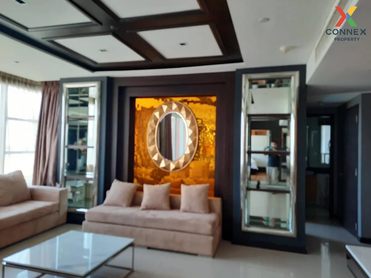 For Rent Condo , Fullerton Sukhumvit , BTS-Ekkamai , Khlong Tan Nuea , Watthana , Bangkok , CX-60916