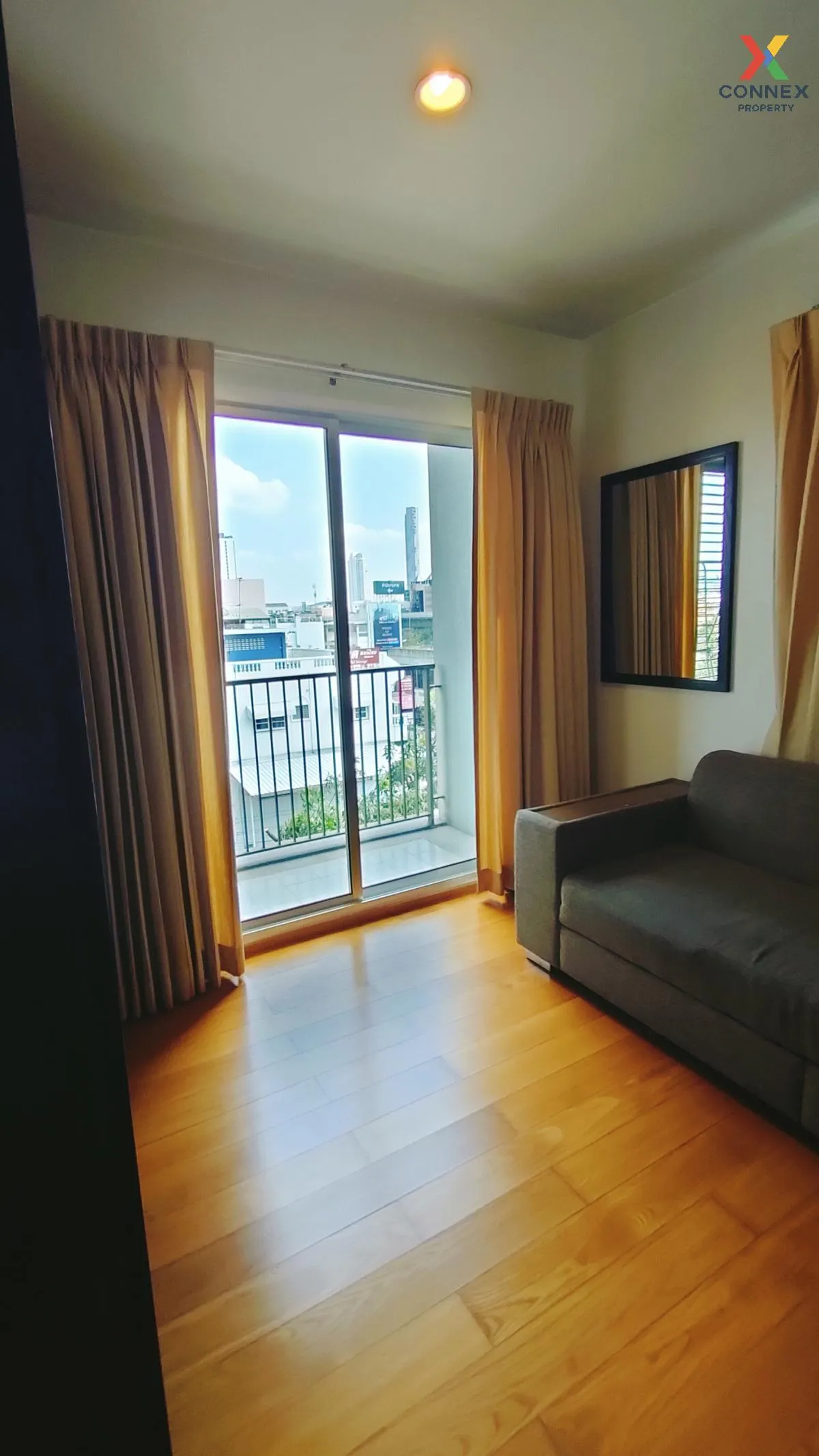 FOR RENT condo , Hive Taksin , BTS-Wongwian Yai , Khlong Ton Sai , Khlong San , Bangkok , CX-61461