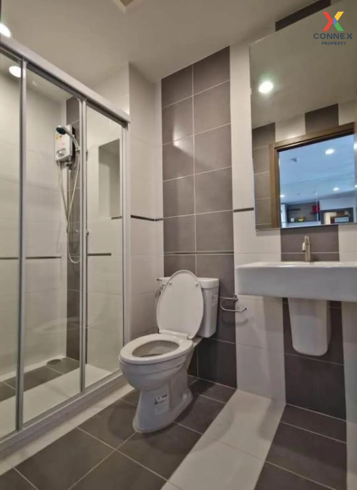 FOR RENT condo , The Base Sukhumvit 77 , BTS-On Nut , Phra Khanon