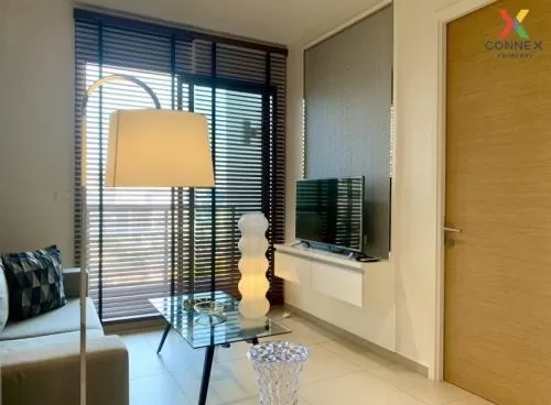 FOR RENT condo , The Lofts Ekkamai , high floor , BTS-Ekkamai , Phra Khanong Nuea , Watthana , Bangkok , CX-70251