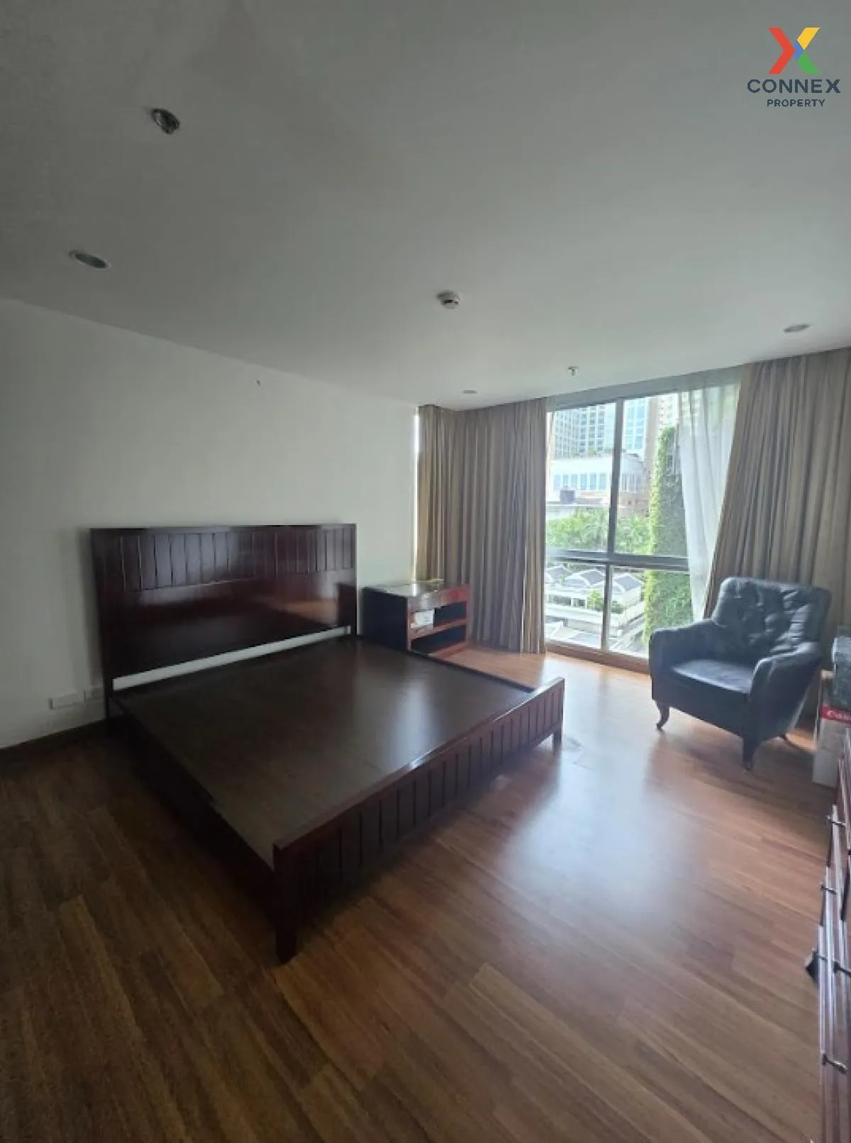 For Sale Condo , The Rajdamri , wide frontage , BTS-Ratchadamri ,