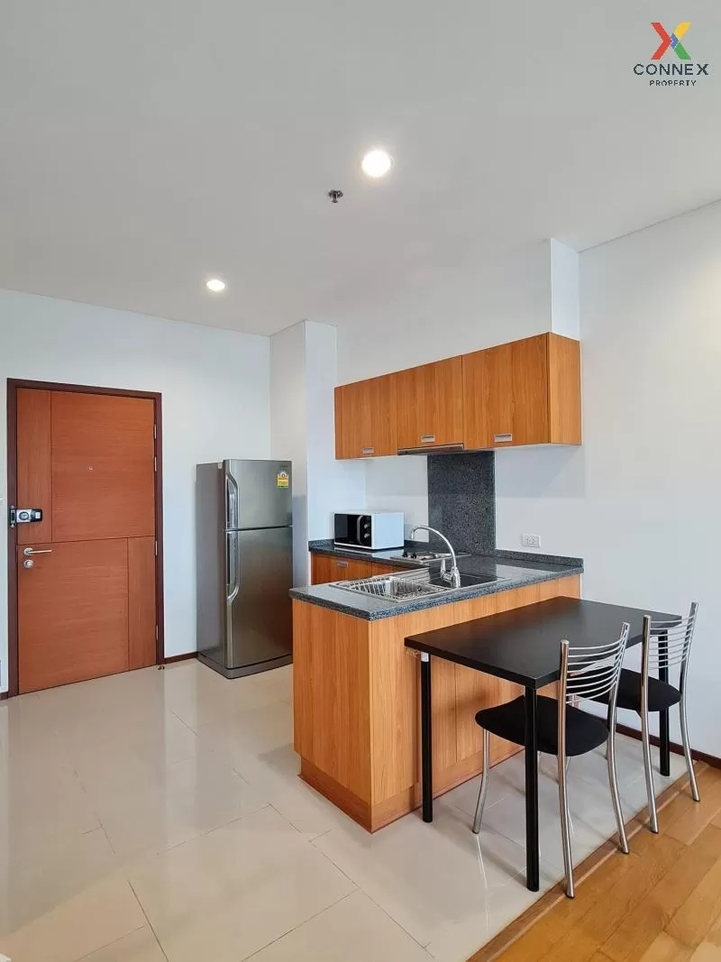 FOR RENT condo , Villa Sathorn , high floor , BTS-Krung Thon Buri , Khlong Ton Sai , Khlong San , Bangkok , CX-72274