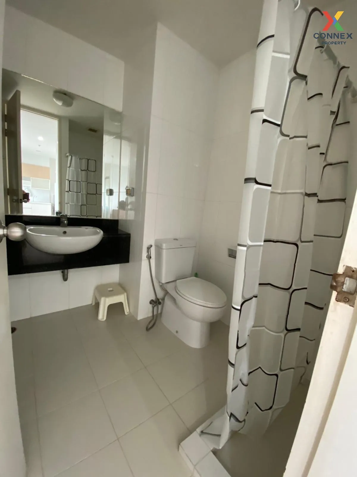 FOR RENT condo , The Parkland Srinakarin Lakeside , Bang Na , Don