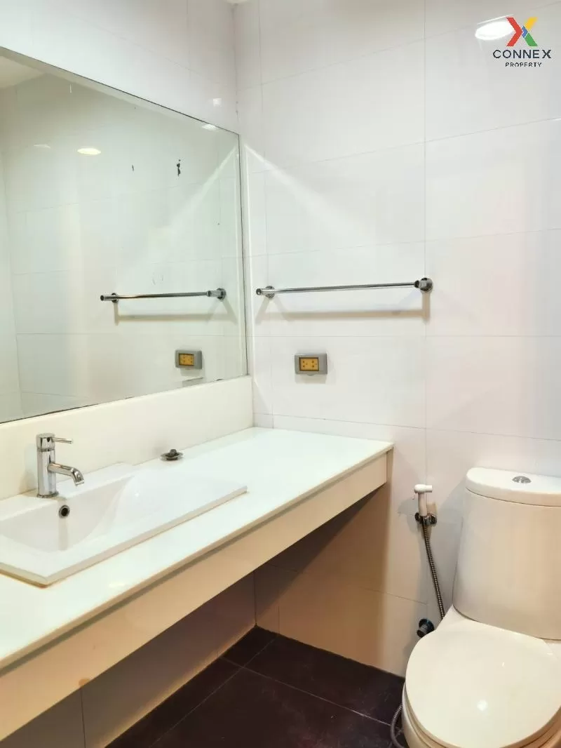 FOR SALE condo , D 65 , BTS-Phra Khanong , Phra Khanong Nuea , Watthana , Bangkok , CX-73330