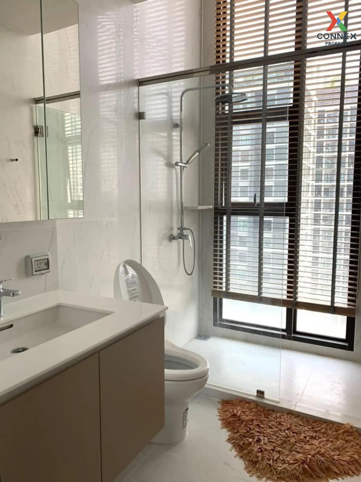 FOR RENT condo , Chewathai Residence Asoke , MRT-Phra Ram 9 , Makkasan , Rat Thewi , Bangkok , CX-73819