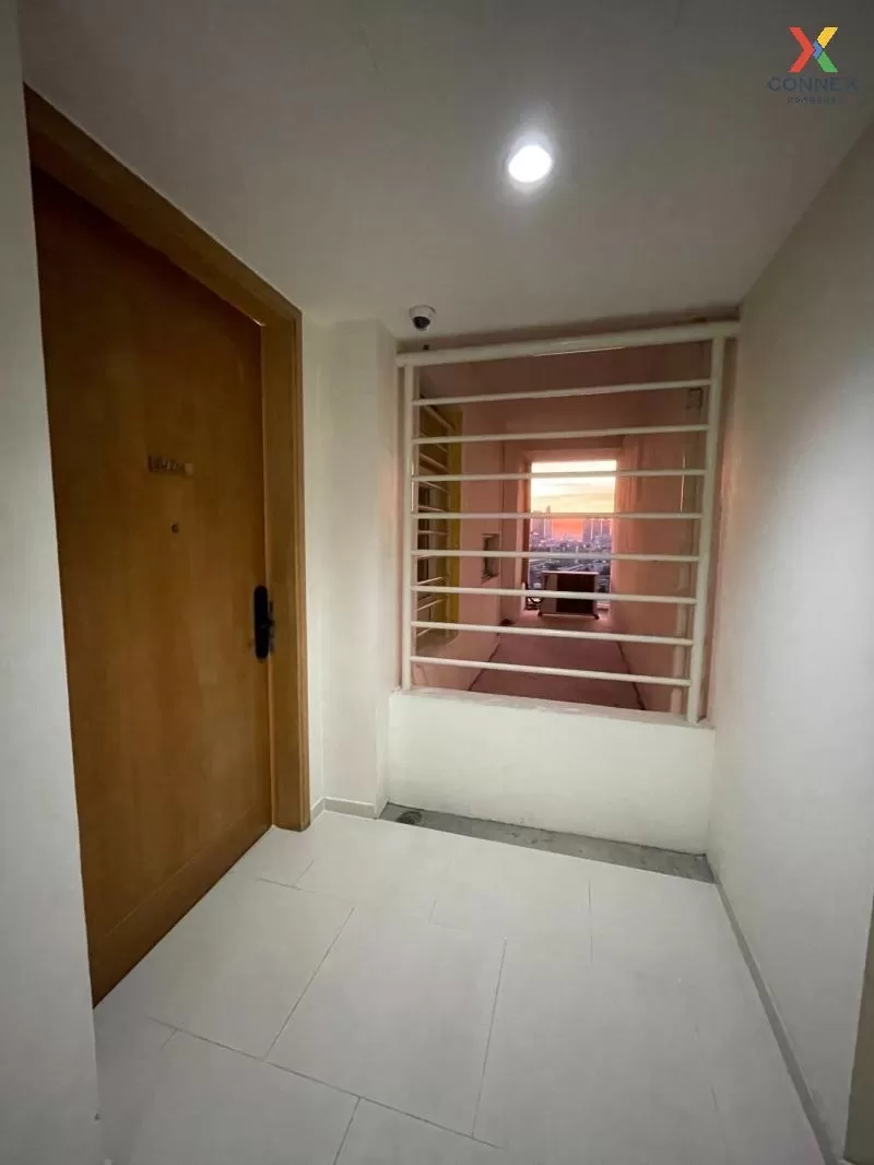 FOR SALE condo , The Empire Place , BTS-Chong Nonsi , Yannawa , Sa Thon , Bangkok , CX-74539