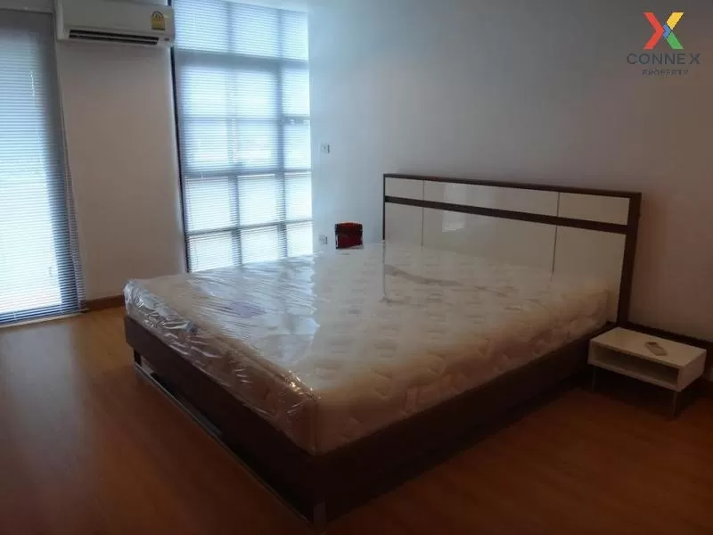 FOR SALE condo , Silom Terrace , BTS-Sala Daeng , Silom , Bang Rak , Bangkok , CX-75409