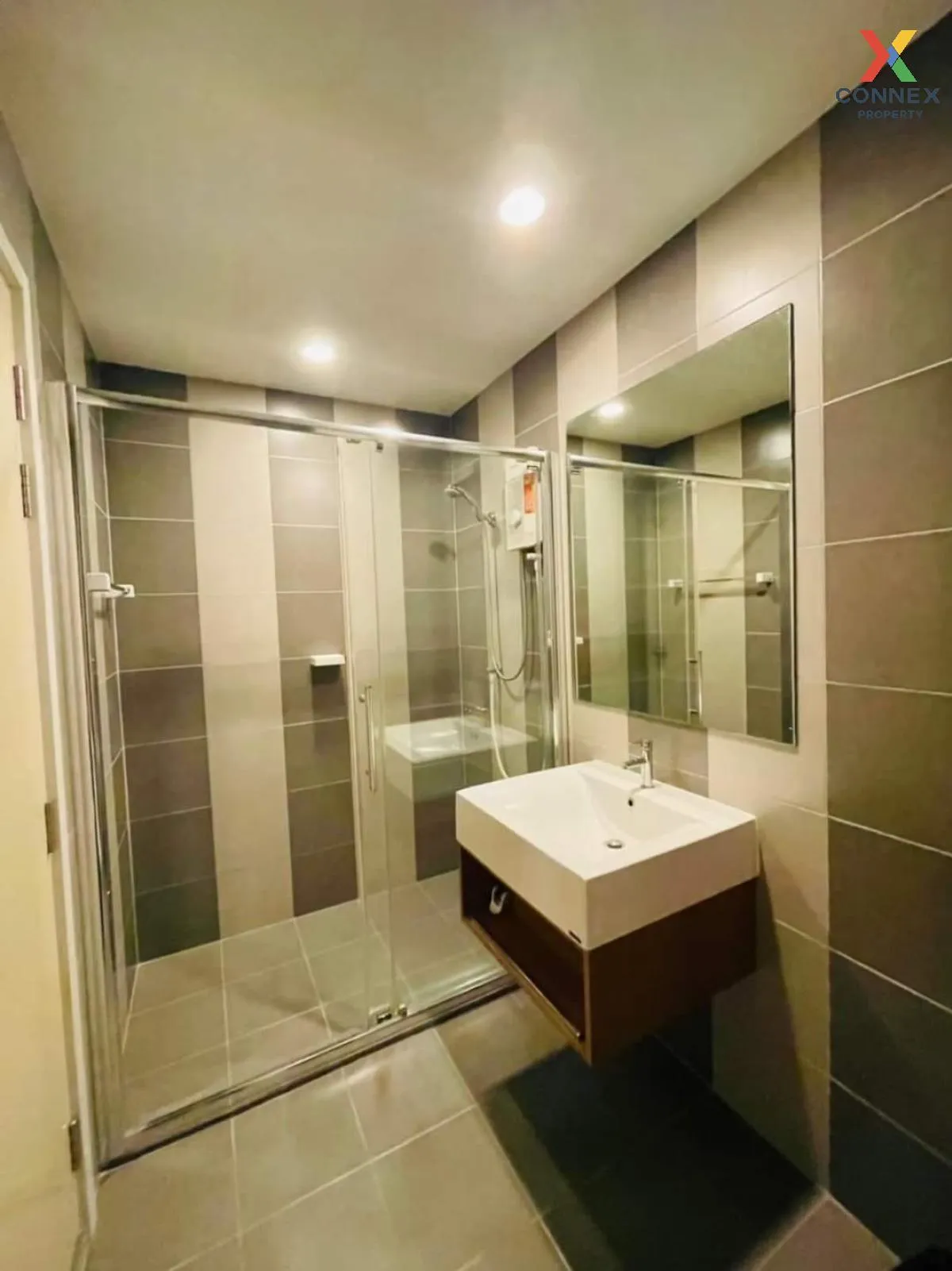 FOR RENT condo , Motif Condo Sathorn – Wongwian yai , BTS-Wongwian Yai , Bang Yiruea , Thon Buri , Bangkok , CX-75820