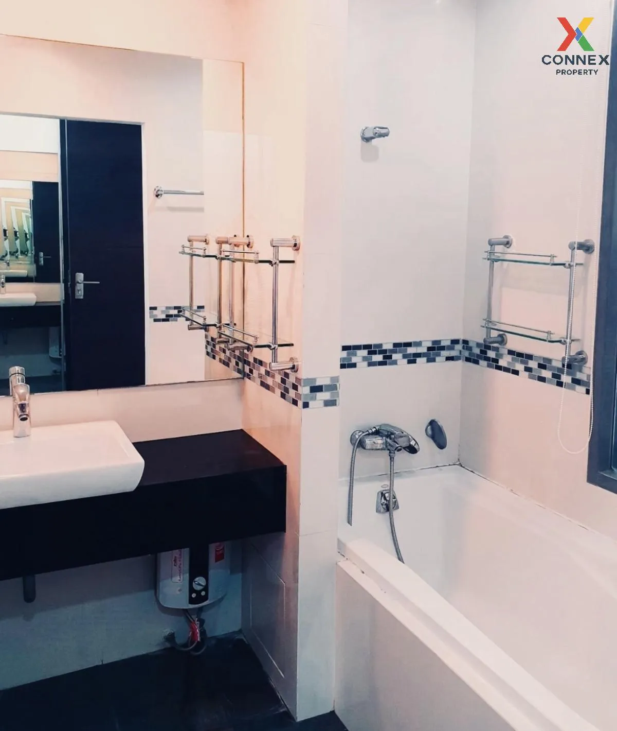 FOR RENT condo , Ideo Q Phayathai , BTS-Phaya Thai , Thung Phaya Thai , Rat Thewi , Bangkok , CX-77284