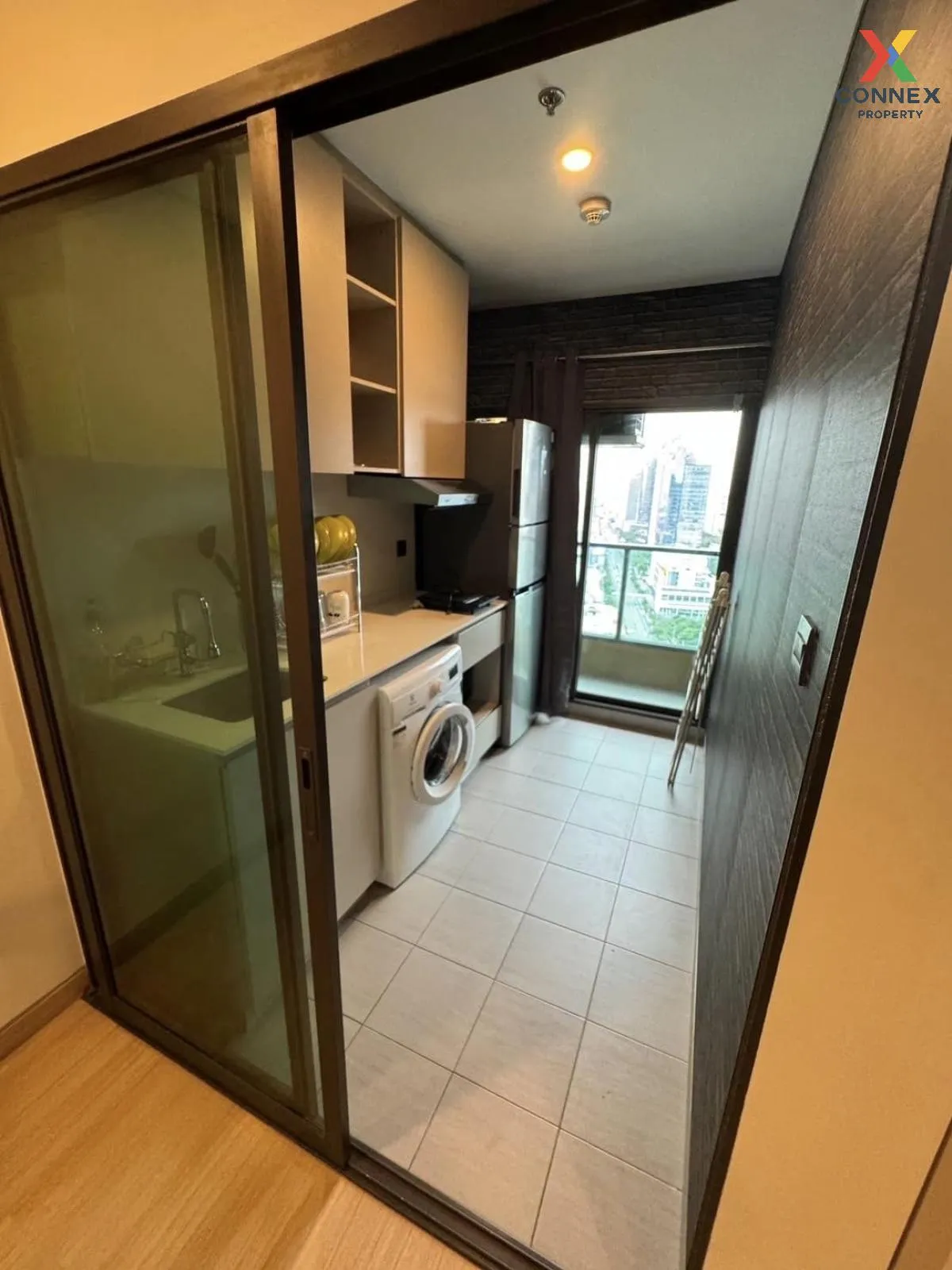 FOR RENT condo , Lumpini Suite Phetchaburi Makkasan , high floor , corner unit , MRT-Phetchaburi , Makkasan , Rat Thewi , Bangkok , CX-77499 4