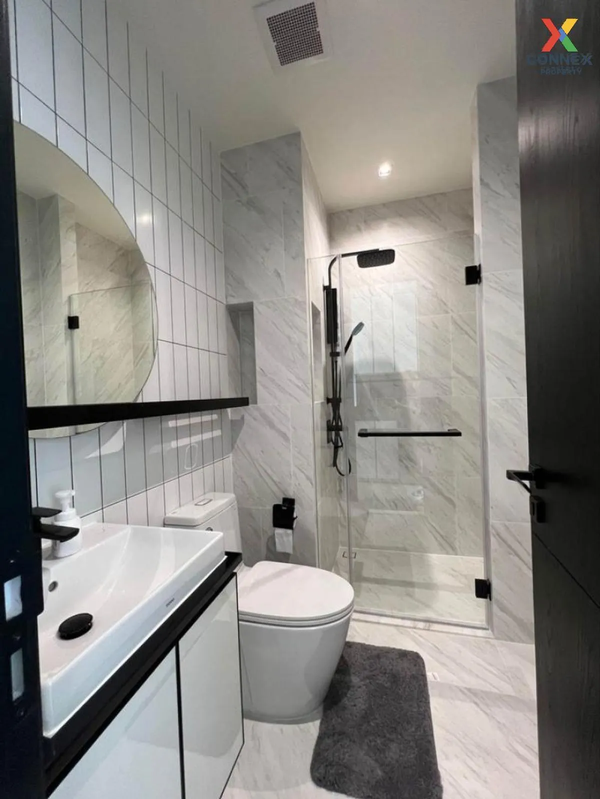 FOR RENT condo , Chapter Charoennakhorn-Riverside , river view , 