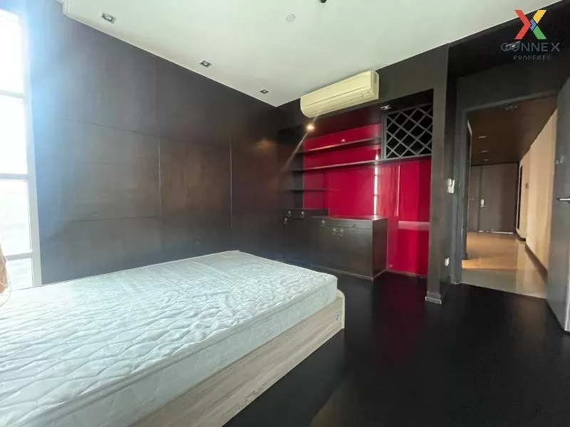 FOR RENT condo , Fullerton Sukhumvit , BTS-Ekkamai , Khlong Tan Nuea , Watthana , Bangkok , CX-79521