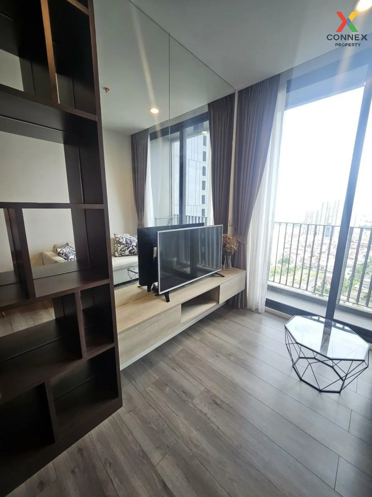 FOR RENT condo , Whizdom Essence , BTS-Punnawithi , Phra Khanong  2