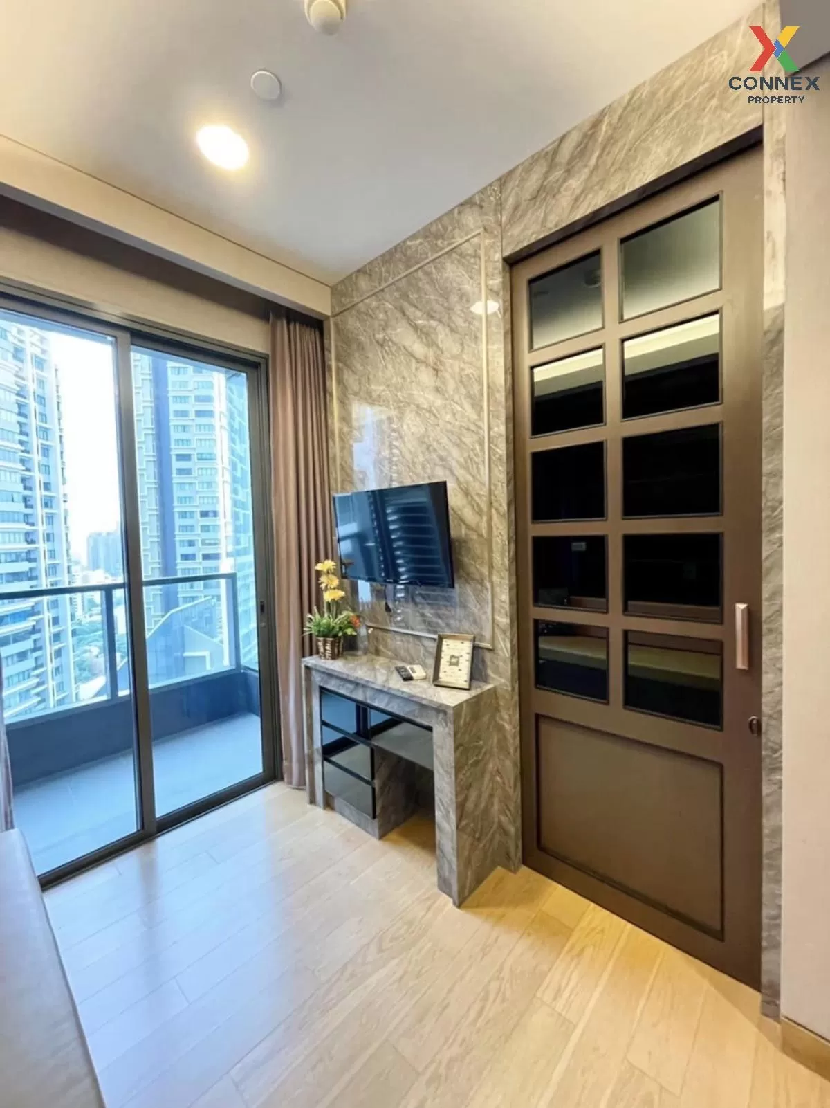 FOR RENT condo , The Lumpini 24 , BTS-Phrom Phong , Khlong Tan , Khlong Toei , Bangkok , CX-80095