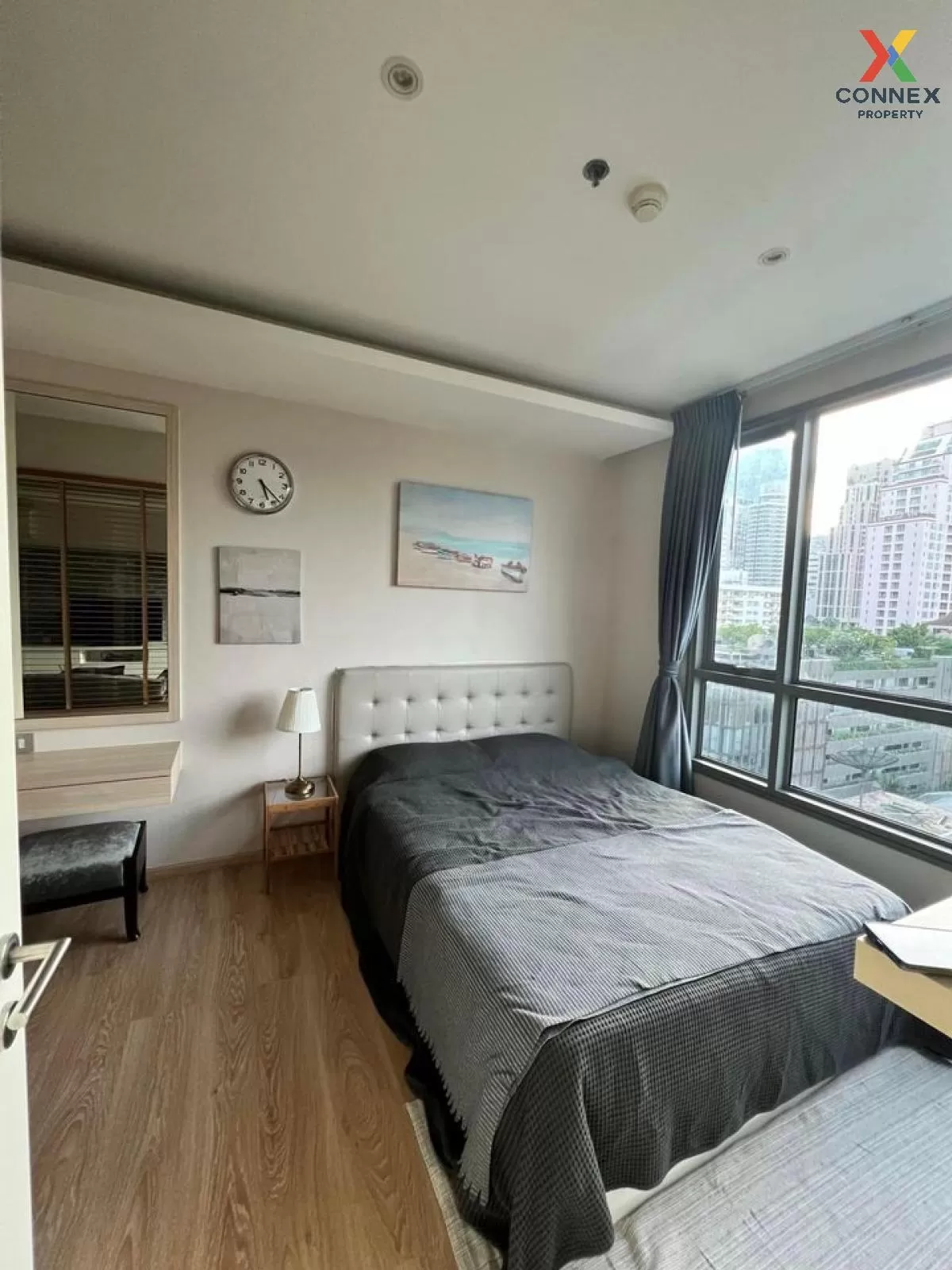 FOR RENT condo , The Esse at Singha Complex , MRT-Phetchaburi , Bang Kapi , Huai Khwang , Bangkok , CX-80137