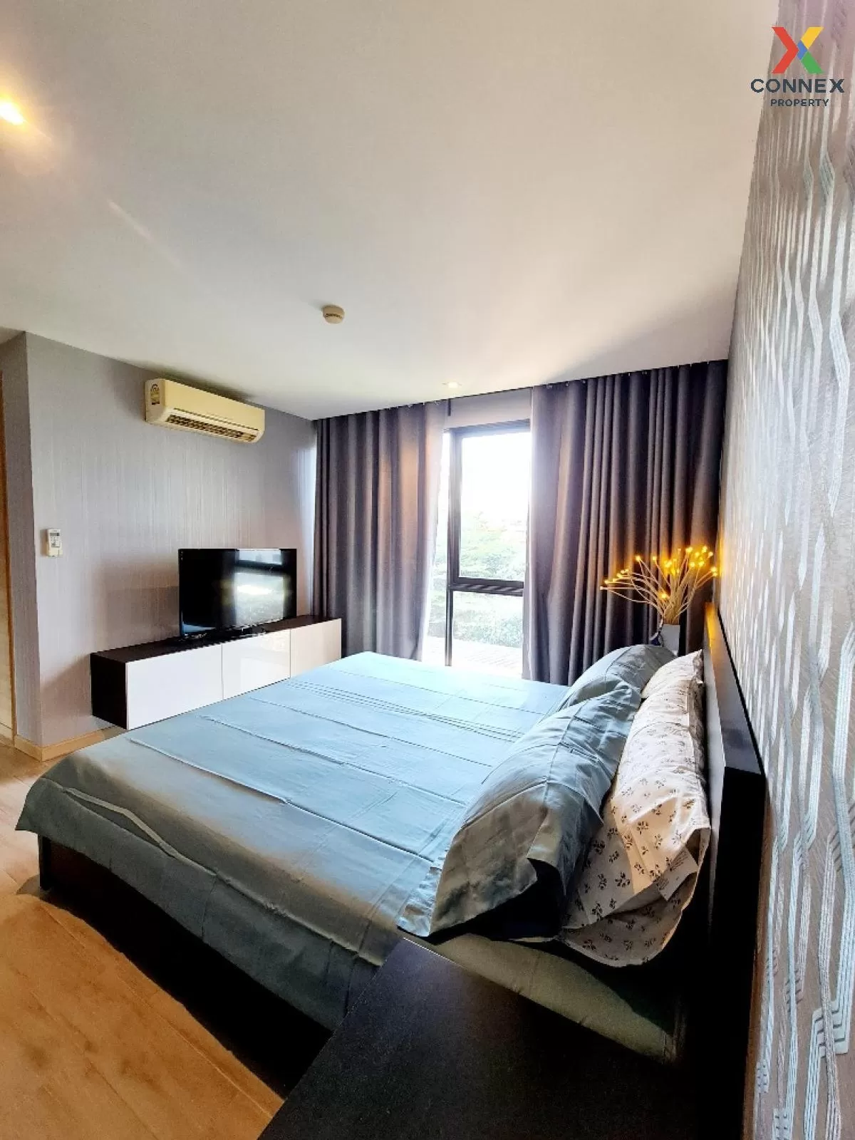 FOR RENT Condo , Socio Reference 61 , BTS-Ekkamai , Khlong Tan Nuea , Watthana , Bangkok , CX-81275