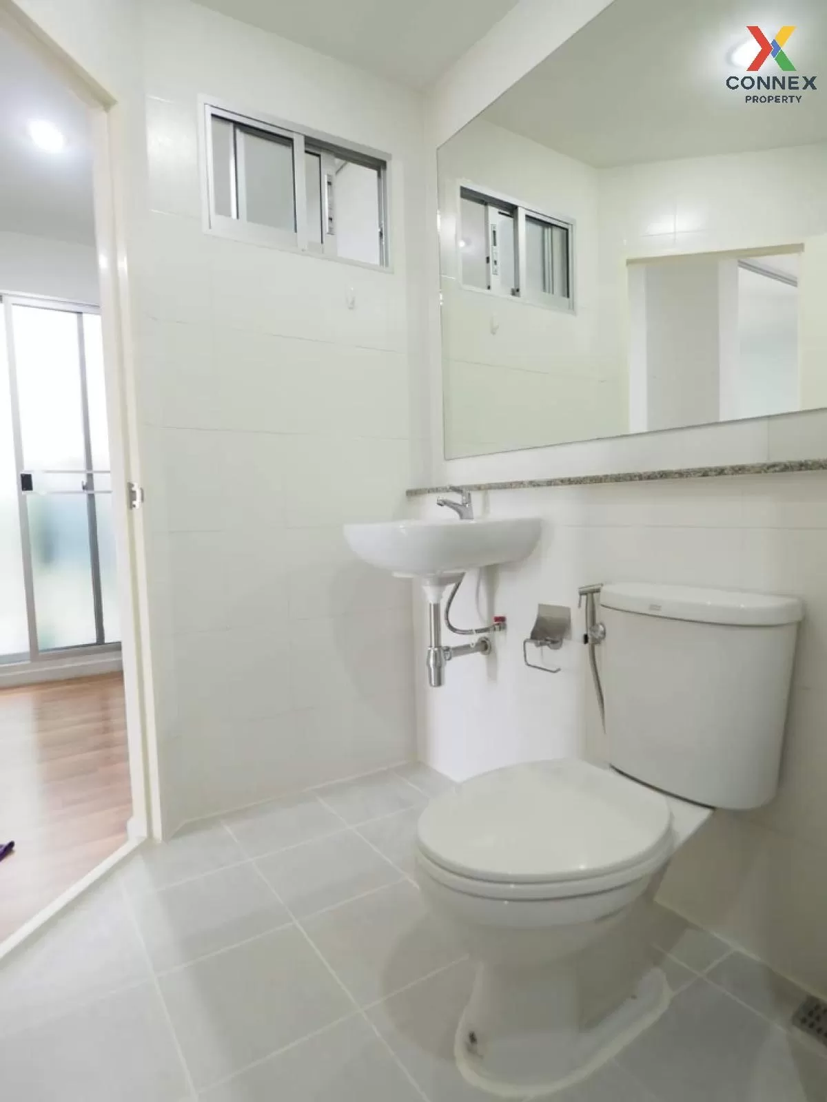 FOR SALE Condo , V Condo , Lam Pla Thiw , Lat Krabang , Bangkok , CX-81295