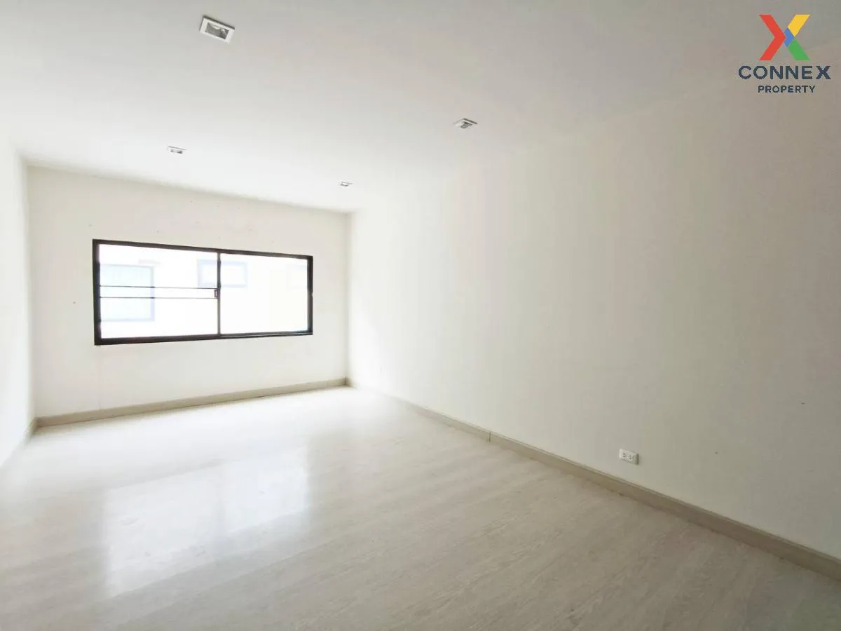 FOR SALE Townhouse/Townhome  , ECO SPACE KASET-NAWAMIN , Khlong Kum , Bung Kum , Bangkok , CX-81325