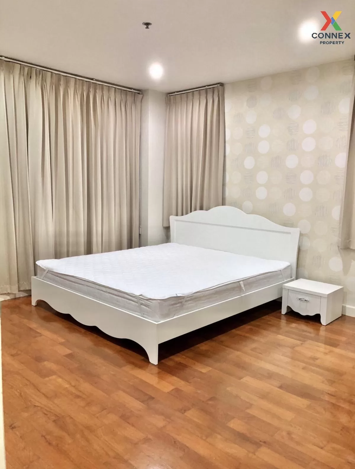 FOR RENT Condo , Baan Siri Silom , BTS-Surasak , Silom , Bang Rak , Bangkok , CX-81561