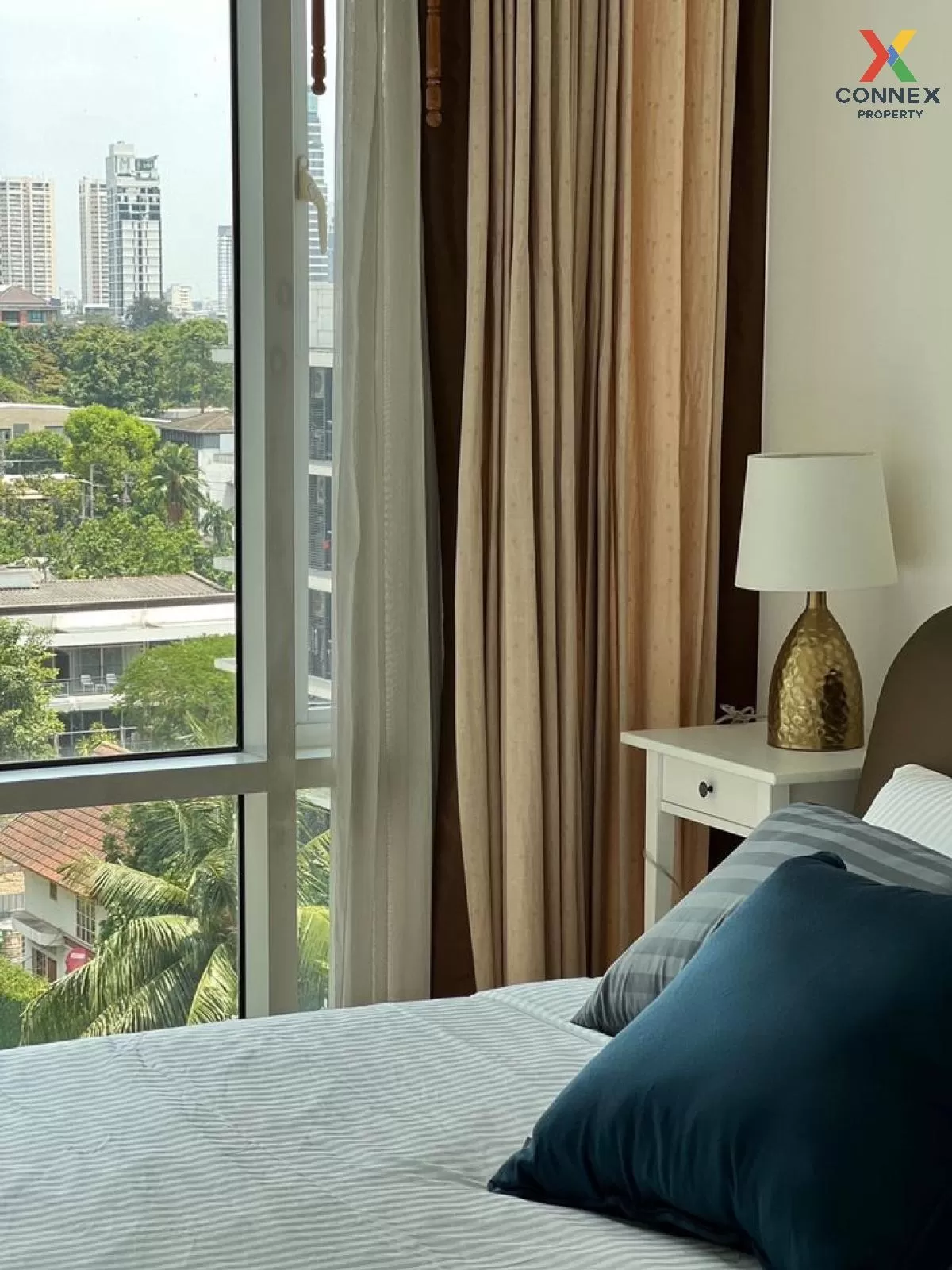 FOR SALE Condo , Fullerton Sukhumvit , BTS-Ekkamai , Khlong Tan Nuea , Watthana , Bangkok , CX-81748