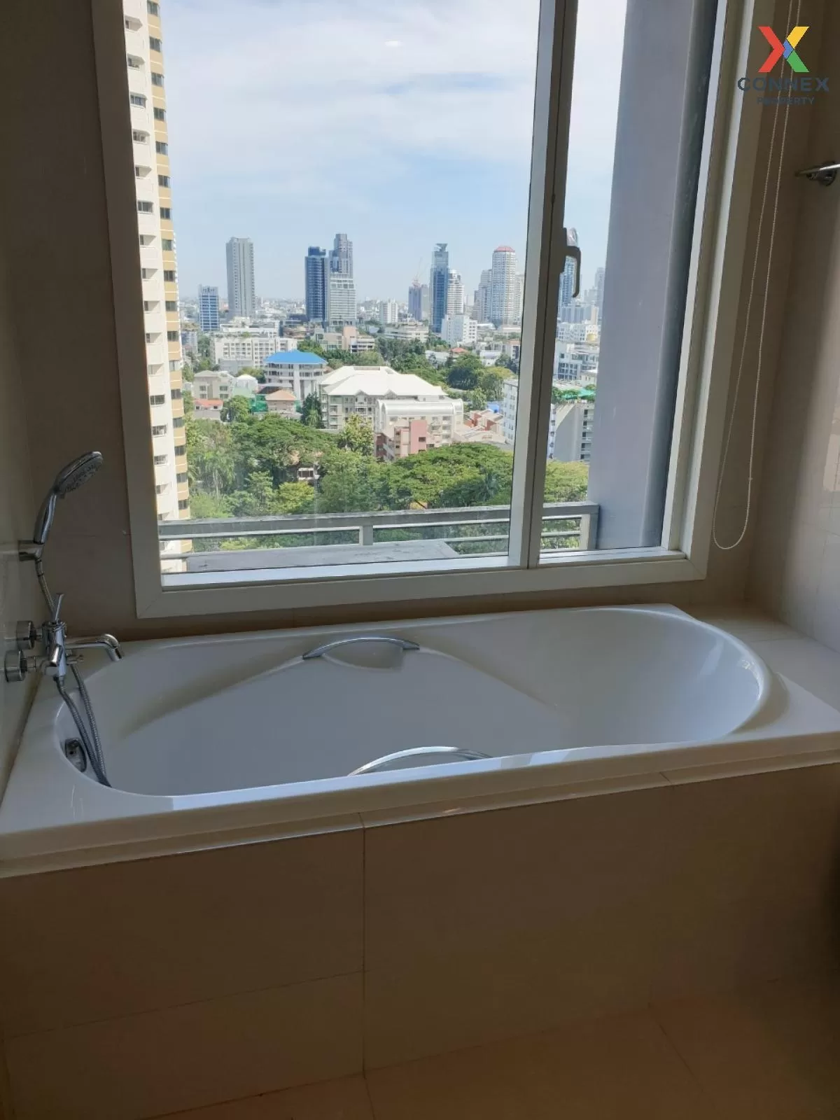 FOR RENT Condo , 39 by Sansiri , BTS-Phrom Phong , Khlong Tan Nuea , Watthana , Bangkok , CX-81867