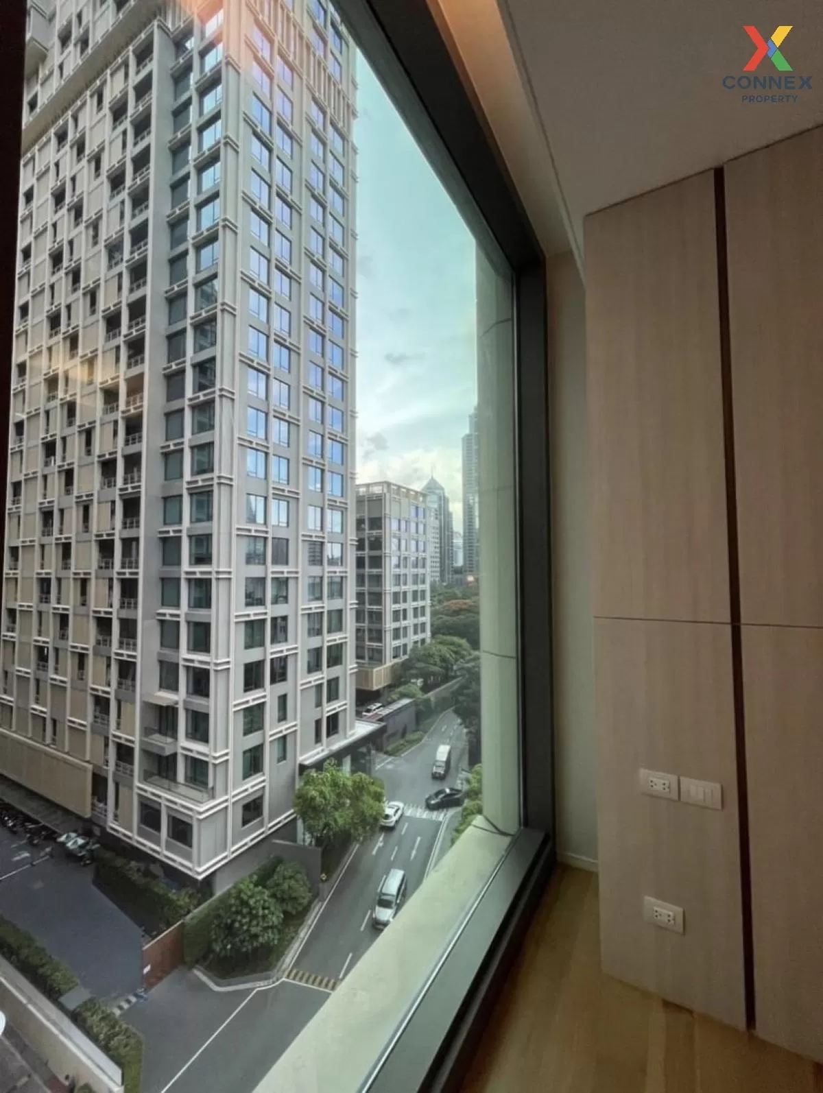 For Sale Condo , Baan Sindhorn , BTS-Chit Lom , Lumpini , Pathum Wan , Bangkok , CX-84405