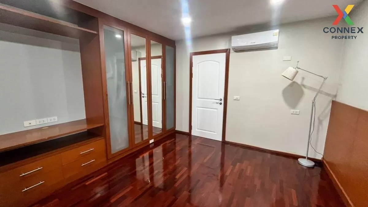 For Rent Condo , Yen Akard Garden , Chong Nonsi , Yannawa , Bangkok , CX-84433